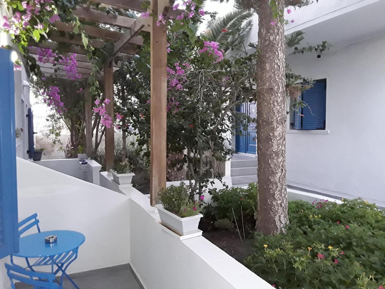 Azalea Hotel Kamari  Exterior photo
